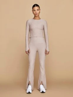 BEYOND YOGA New Tops Featherweight Peekaboo Pullover 8 BEYOND YOGA New Tops Featherweight Peekaboo Pullover