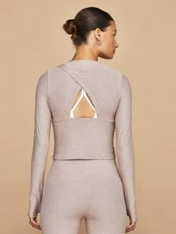 BEYOND YOGA New Tops Featherweight Peekaboo Pullover