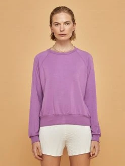 BEYOND YOGA Good Company Crew Pullover