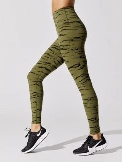 BEYOND YOGA High Waisted Midi Legging