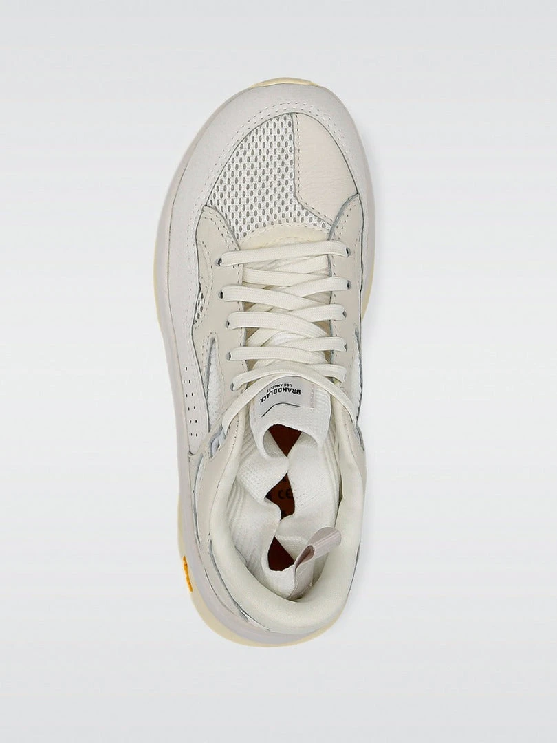 BRANDBLACK Saga 130 4 BRANDBLACK Saga 130