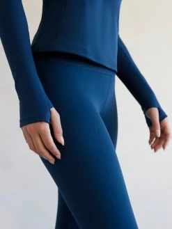 CARBON38 Tops Long Sleeve Top In Diamond Compression