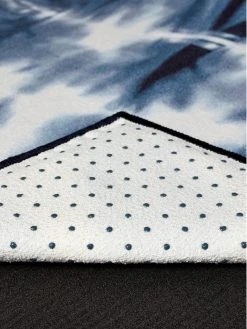 MANDUKA Violet Vision Yogitoes Skidless Towel 10 MANDUKA Violet Vision Yogitoes Skidless Towel