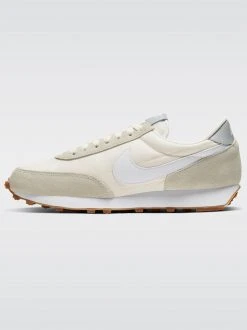Nike Daybreak Sneaker 25 Nike Daybreak Sneaker