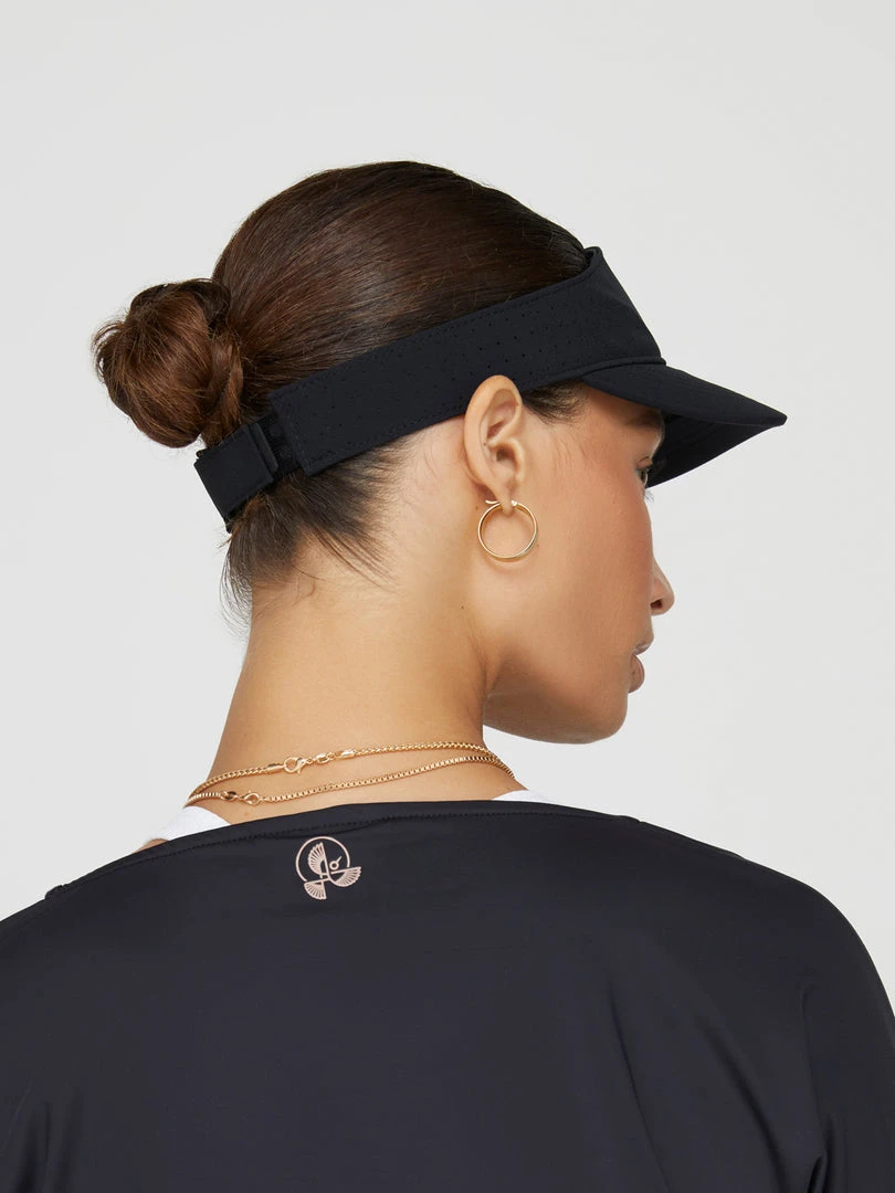 NIKE New Accessories W NK AERO DF ADV ADVNTGE VISOR 4 NIKE New Accessories W NK AERO DF ADV ADVNTGE VISOR