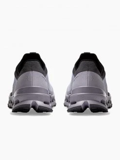 ON Cloudultra Sneaker The Essential Capsule