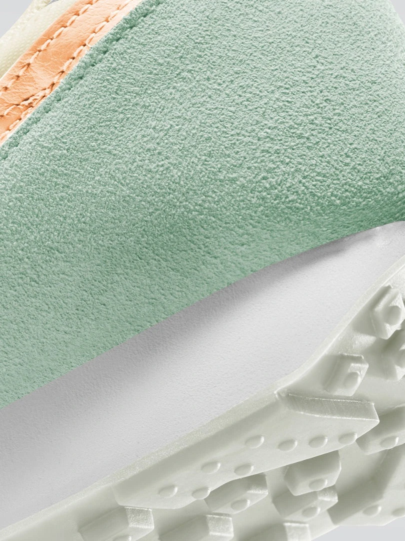 Nike Daybreak Sneaker 16 Nike Daybreak Sneaker