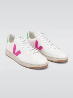 VEJA V-12 Sneaker Luxury Excursion 10 VEJA V-12 Sneaker Luxury Excursion